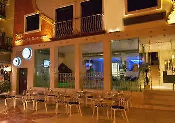 Pure Hotel And Restaurant トレモリノス